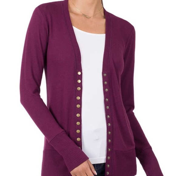 Cozy Button up Minimalist Cardigan - Picture 3 of 11